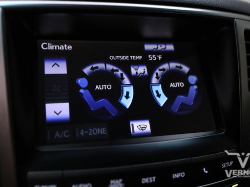 Used 2013 Lexus LX 570 4WD w/ Preferred Accessory Pkg image 25