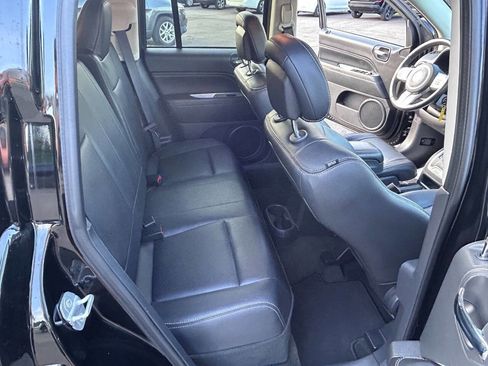 Used 2016 Jeep Compass High Altitude image 12