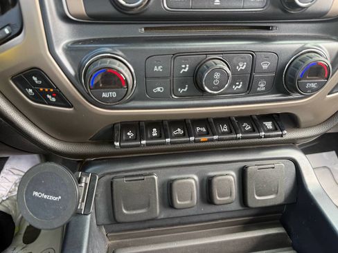 Used 2017 GMC Sierra 3500 Denali w/ Duramax Plus Package AWD/4WD image 23