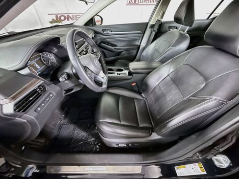 Used 2021 Nissan Altima 2.5 SL AWD/4WD image 25