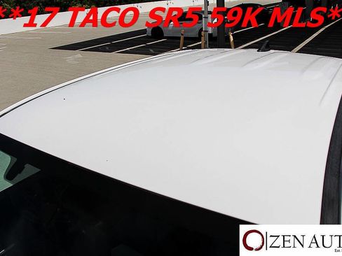 Used 2017 Toyota Tacoma SR5 w/ Tow Package RWD image 13