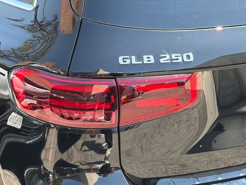 New 2026 Mercedes-Benz GLB 250 image 26
