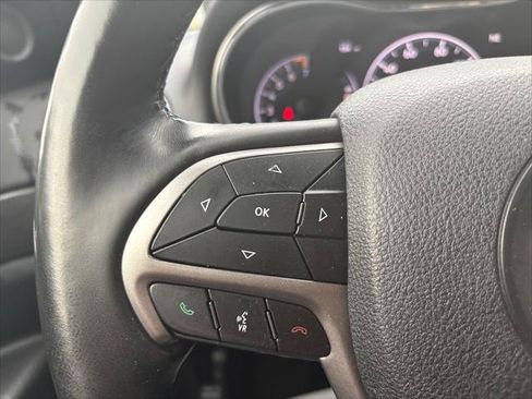 Certified 2018 Jeep Grand Cherokee Laredo AWD/4WD image 18