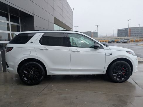 Certified 2025 Land Rover Discovery Sport S image 5