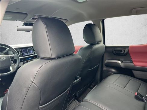 Certified 2022 Toyota Tacoma SR5 w/ Technology Package image 17