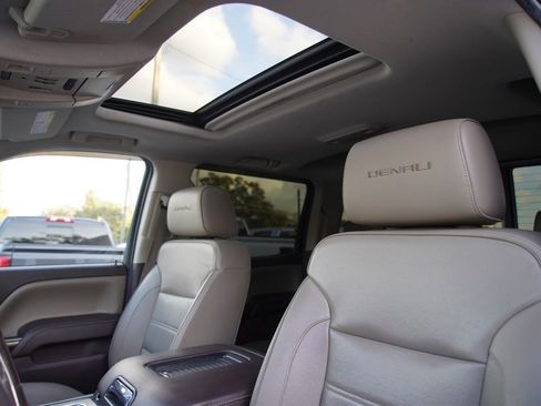 Used 2016 GMC Sierra 3500 Denali w/ Duramax Plus Package image 6