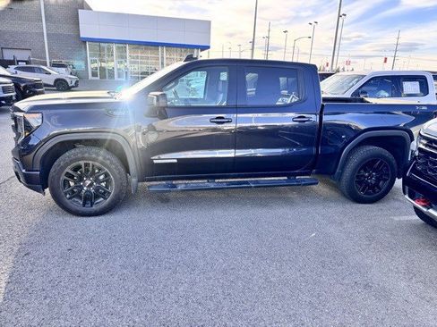 Used 2024 GMC Sierra 1500 Elevation w/ Elevation Premium Package image 2