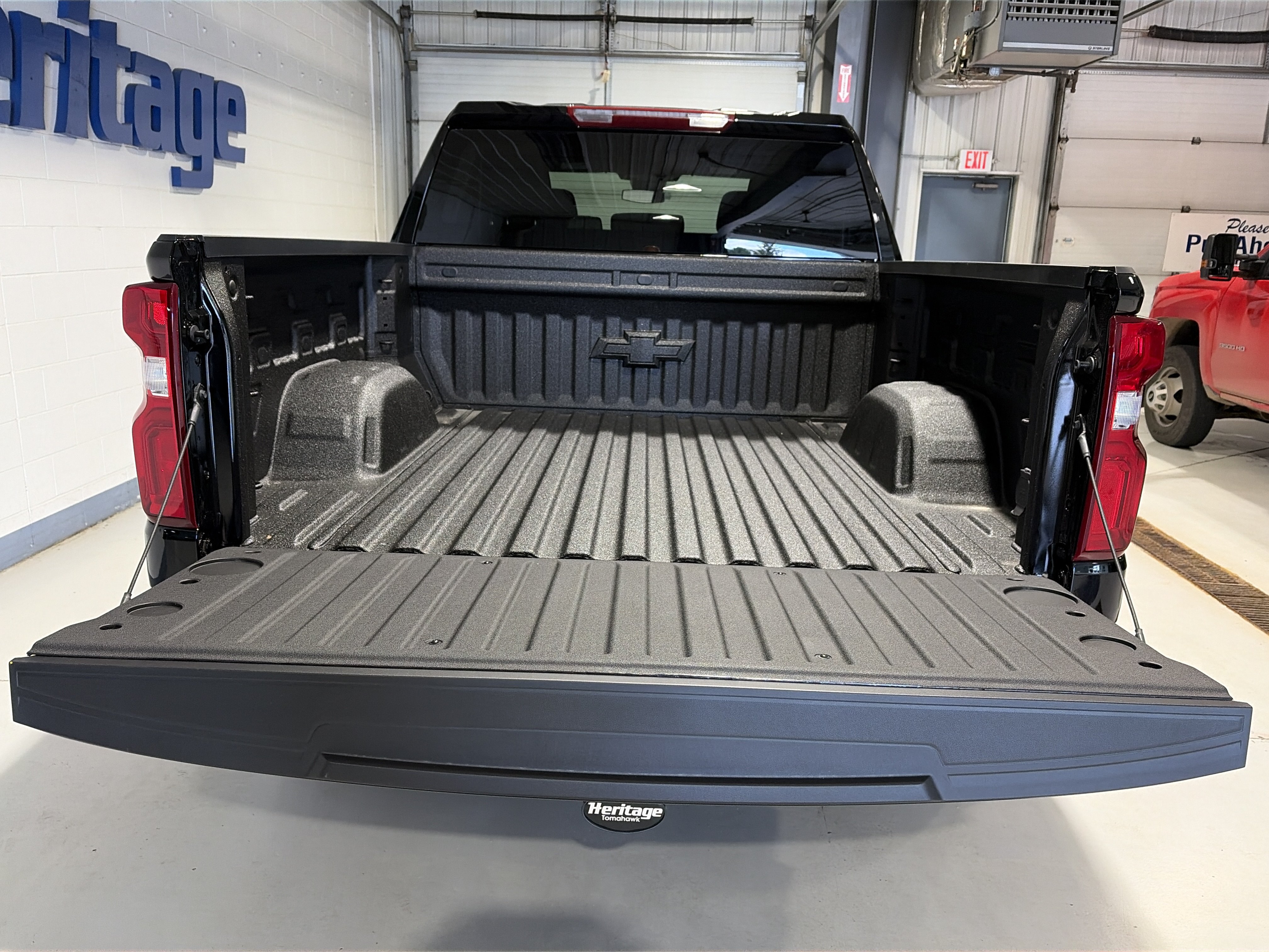 New 2026 Chevrolet Silverado 1500 RST w/ RST Select Package AWD/4WD image 5