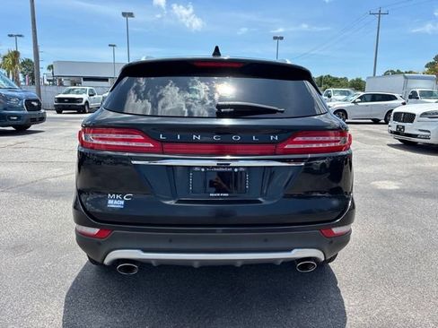Used 2019 Lincoln MKC Reserve w/ MKC Technology Package FWD image 4