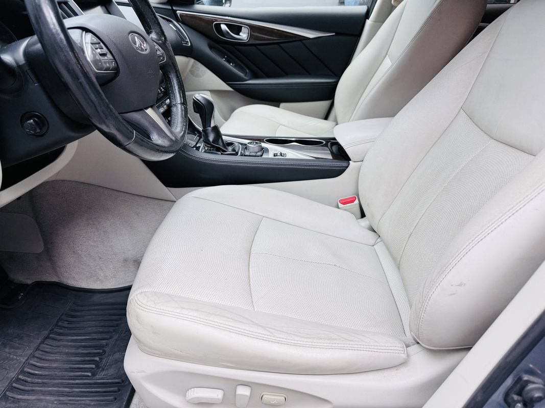 Used 2015 INFINITI Q50 Premium w/ Technology Package AWD/4WD image 10