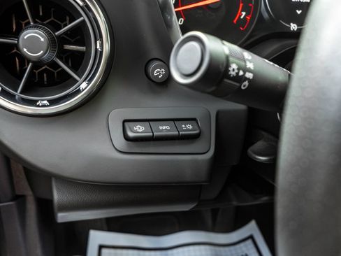 Used 2022 Chevrolet Camaro SS RWD image 18