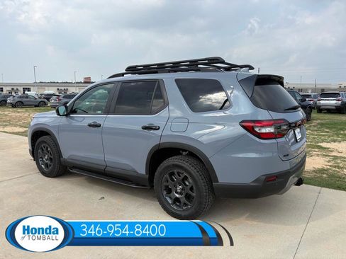 New 2026 Honda Pilot TrailSport image 4