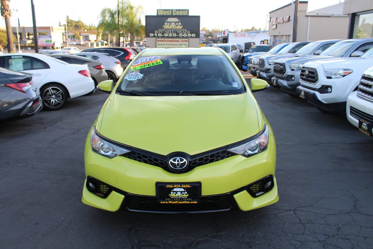 Used 2017 Toyota Corolla iM w/ All-Weather Mat Package FWD image 3