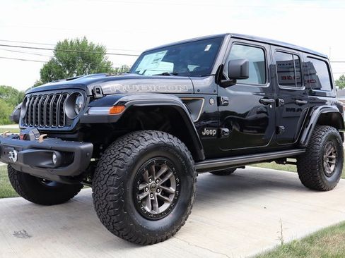 New 2025 Jeep Wrangler Unlimited Rubicon 392 image 12