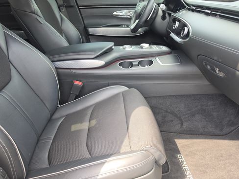 Used 2023 Genesis GV70 2.5T w/ Sport Prestige Package AWD/4WD image 13