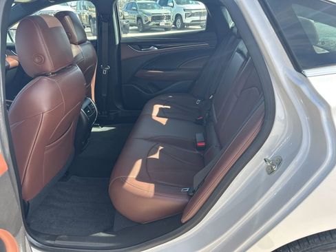Used 2019 Buick LaCrosse Avenir w/ Driver Confidence Package II image 11