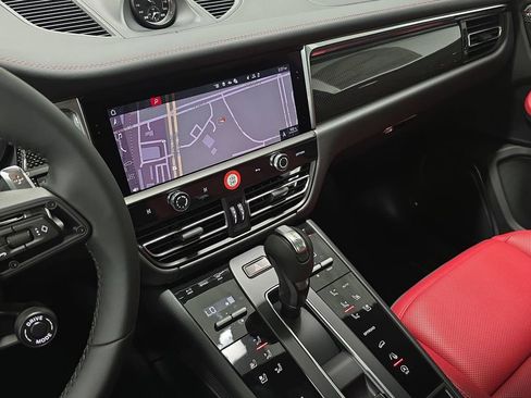 New 2026 Porsche Macan GTS AWD/4WD image 15