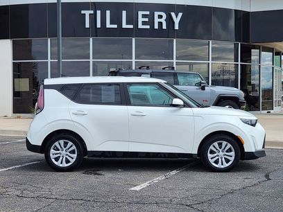 Used 2023 Kia Soul LX