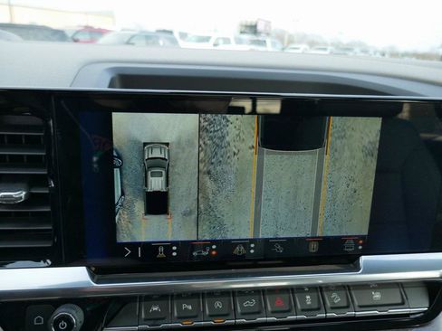 New 2026 Chevrolet Silverado 1500 LTZ w/ LTZ Premium Package image 25