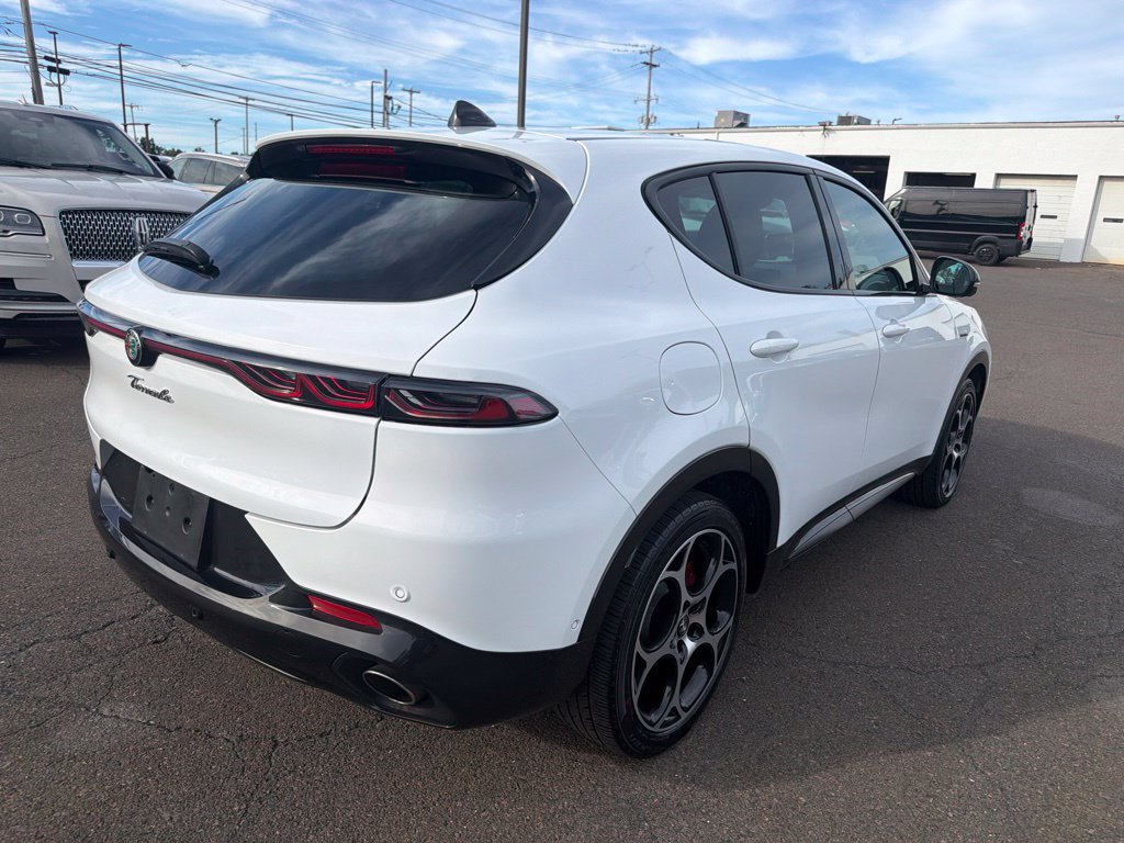 Used 2024 Alfa Romeo Tonale Ti AWD/4WD image 6