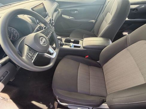 Used 2024 Nissan Sentra SV image 5