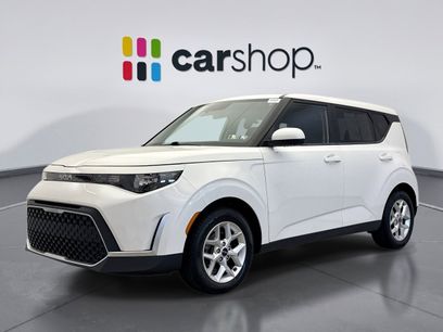 Used 2023 Kia Soul LX w/ LX Technology Package