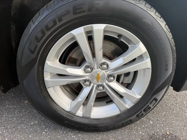 Used 2011 Chevrolet Equinox LS AWD/4WD image 27