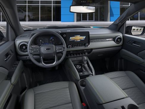 New 2026 Chevrolet Colorado ZR2 w/ Technology Package AWD/4WD image 15
