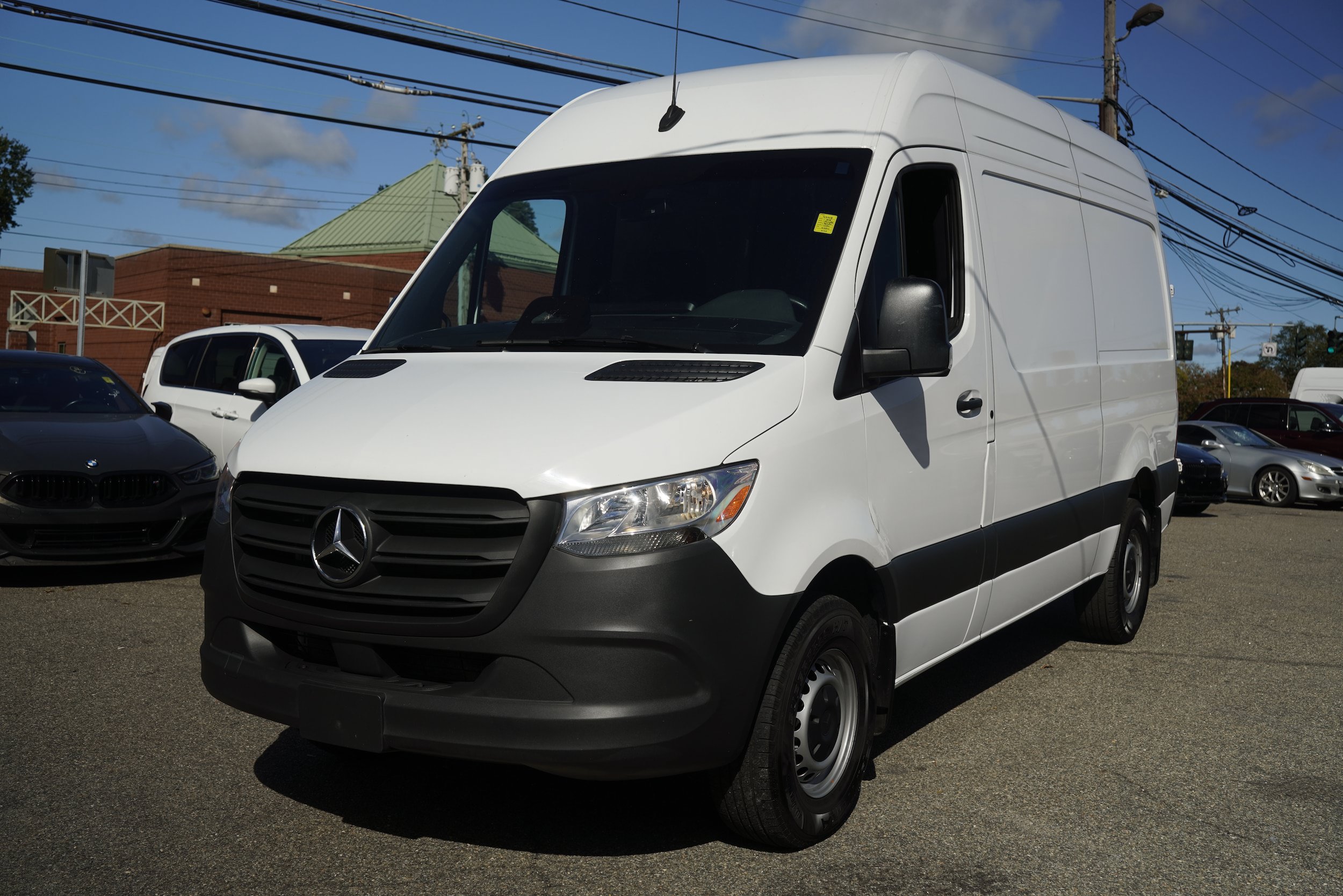 Used 2025 Mercedes-Benz Sprinter 2500 image 2