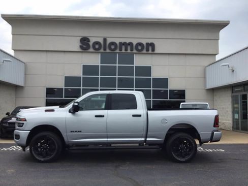 Certified 2026 RAM 2500 Big Horn AWD/4WD image 1
