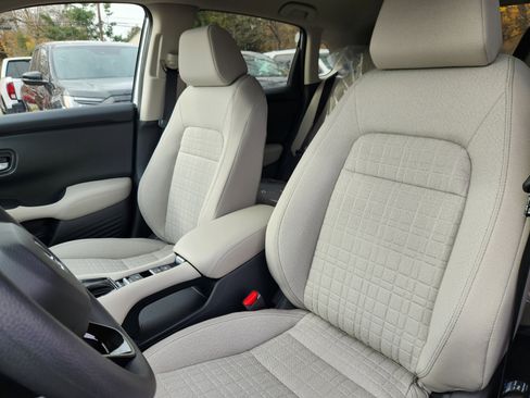 New 2026 Honda HR-V LX image 8