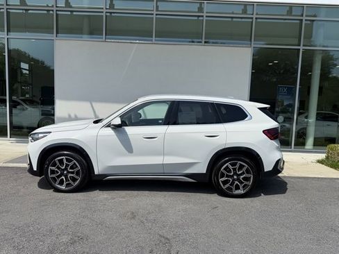 Used 2025 BMW X1 xDrive28i w/ Technology Package image 2