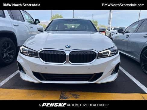 Used 2024 BMW 330i Sedan w/ Premium Package RWD image 1