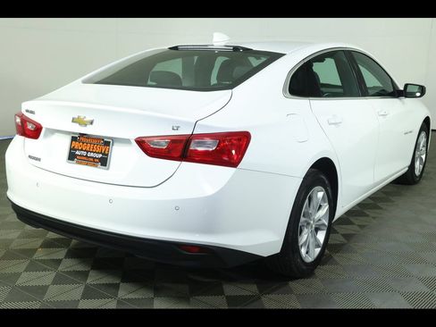 Used 2024 Chevrolet Malibu LT FWD image 11