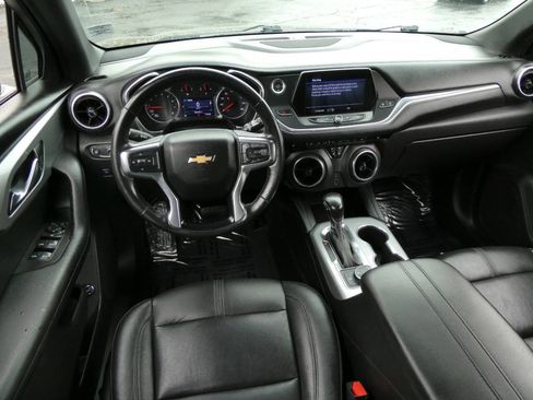 Used 2019 Chevrolet Blazer LT image 10