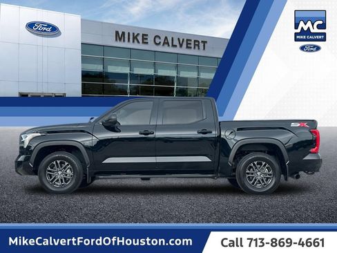 Used 2025 Toyota Tundra SR5 w/ SX Package RWD image 2