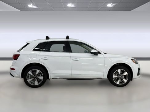 Used 2023 Audi Q5 2.0T Premium w/ Convenience Package AWD/4WD image 8