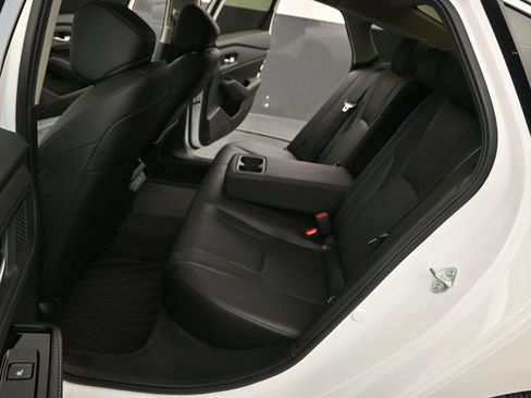 Used 2024 Honda Accord Touring image 15