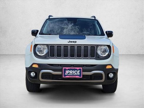 Used 2023 Jeep Renegade Latitude AWD/4WD image 2