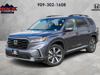 Certified 2025 Honda Pilot Touring video 1