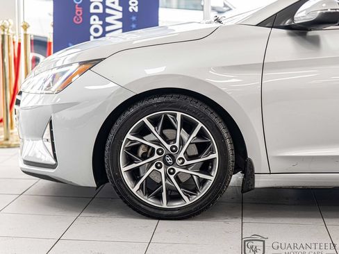 Used 2020 Hyundai Elantra Limited w/ Cargo Package (C1) FWD image 7