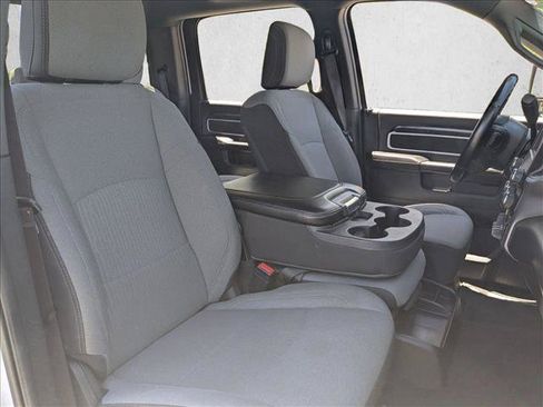 Used 2024 RAM 3500 Big Horn AWD/4WD image 19