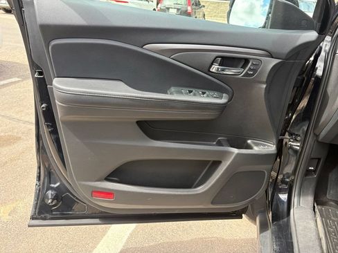 Used 2022 Honda Pilot Special Edition image 15