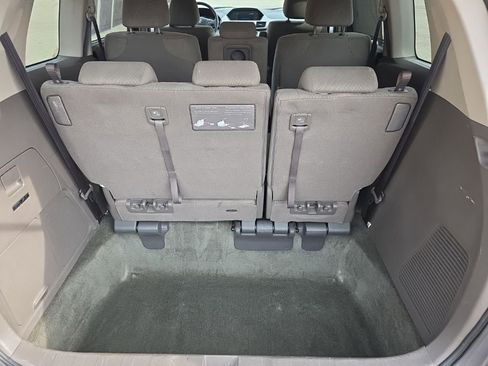 Used 2016 Honda Odyssey SE image 17