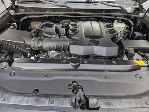 Used 2022 Toyota 4Runner TRD Off-Road Premium image 22