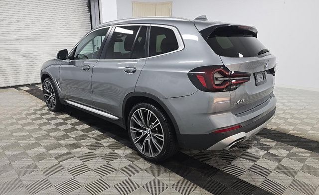 Used 2024 BMW X3 xDrive30i AWD/4WD image 4