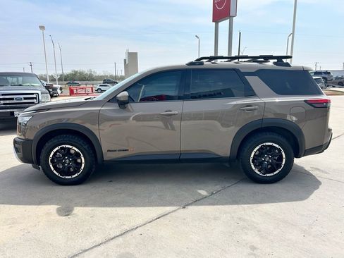 Certified 2023 Nissan Pathfinder Rock Creek image 4