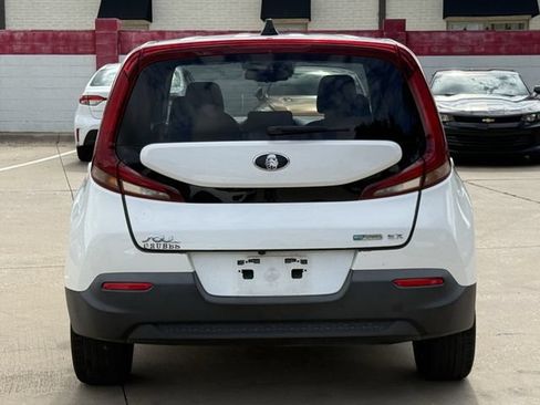 Used 2021 Kia Soul EX FWD image 5