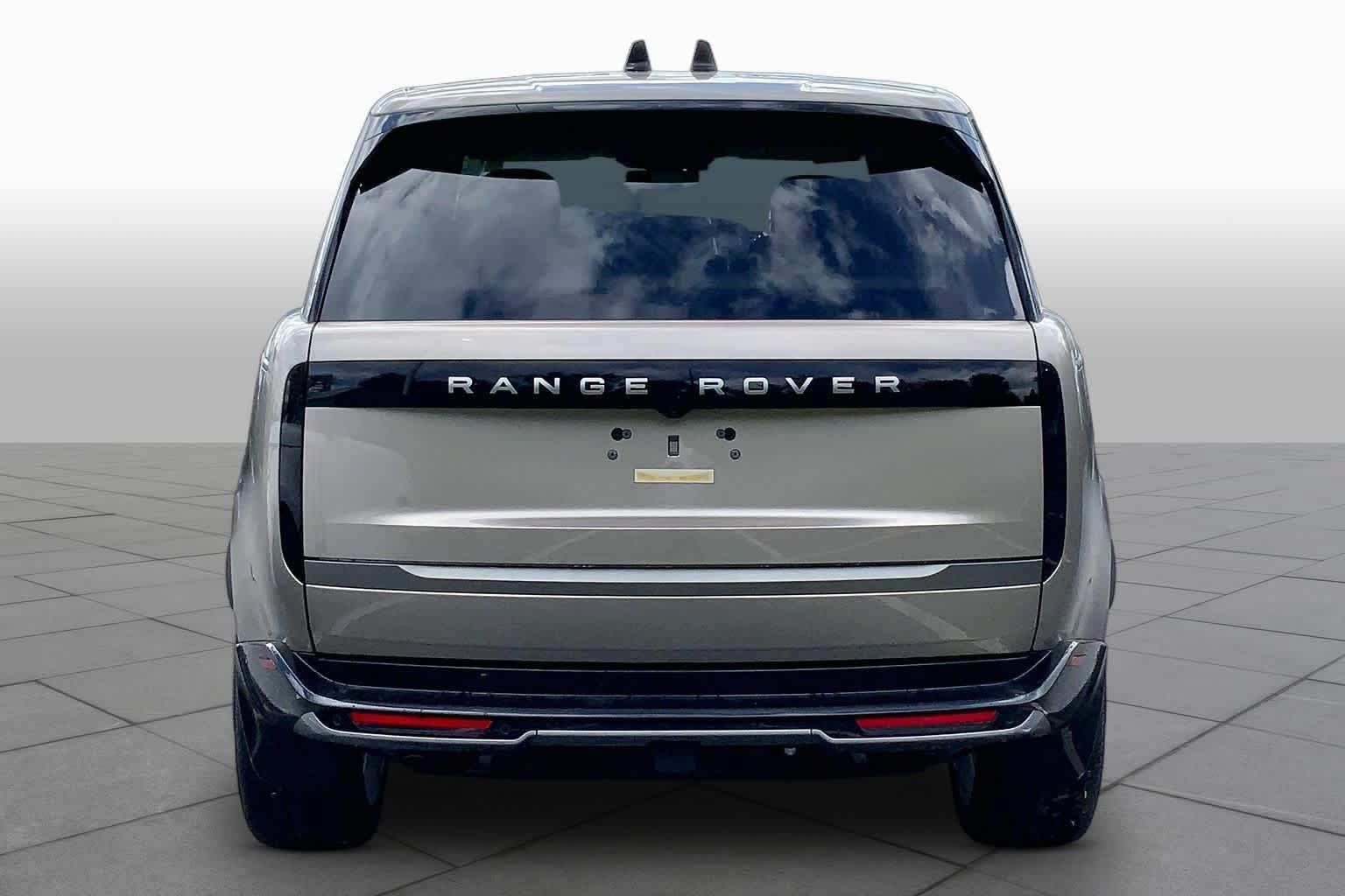 New 2026 Land Rover Range Rover SE AWD/4WD image 4