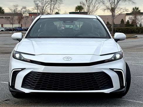 Used 2025 Toyota Camry SE w/ Multimedia Upgrade Package image 2